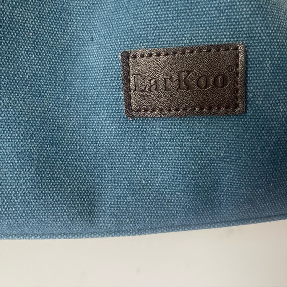 LarKoo Concealed Carry Bag - Picture 3 of 3